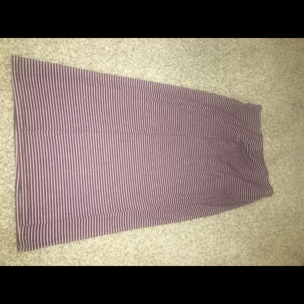 Stripped cute skirt Forever 21